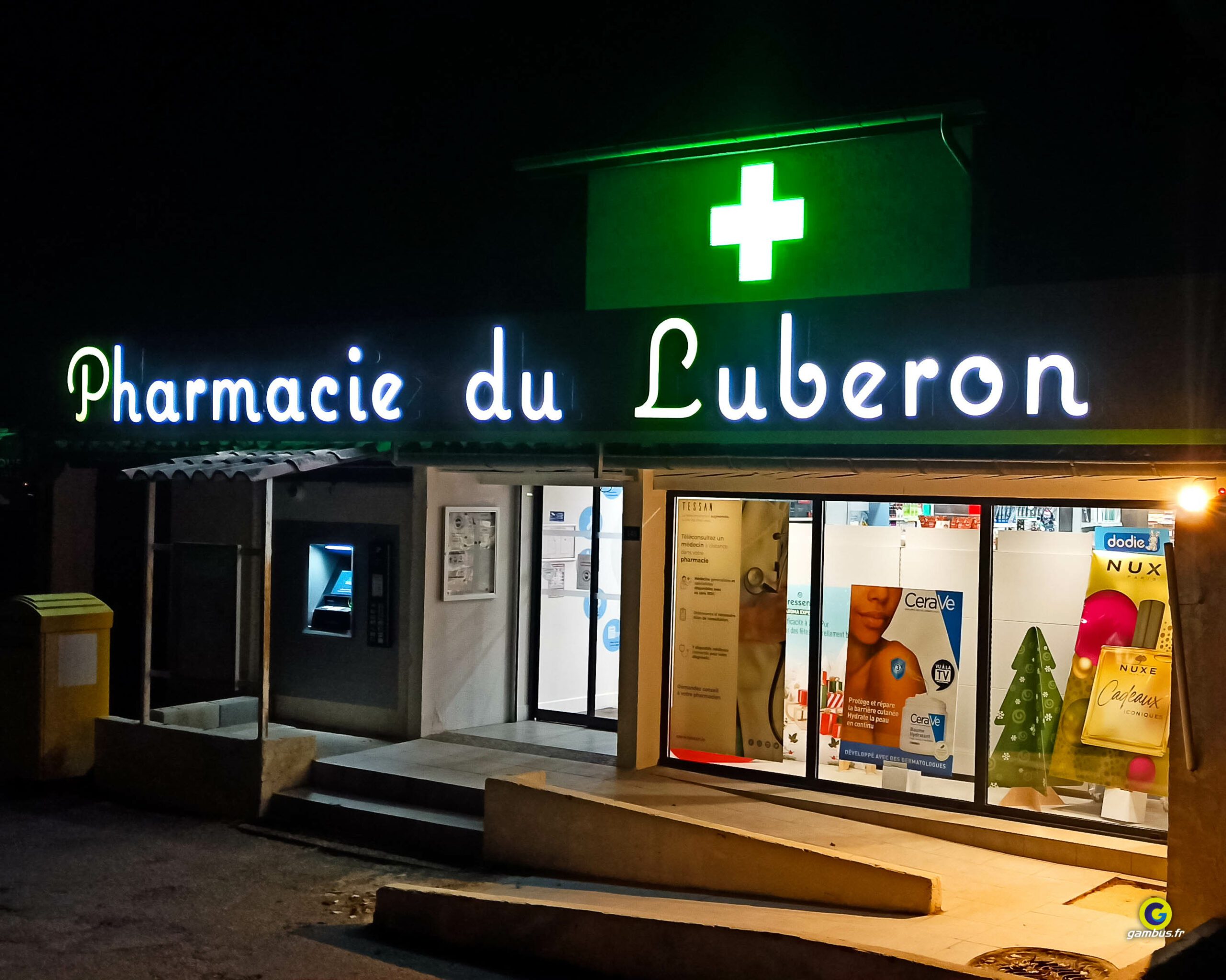 Enseignes Lettres Bloc LED Pharmacie Du Luberon Bonnieux 4 Scaled, Gambus Enseignes